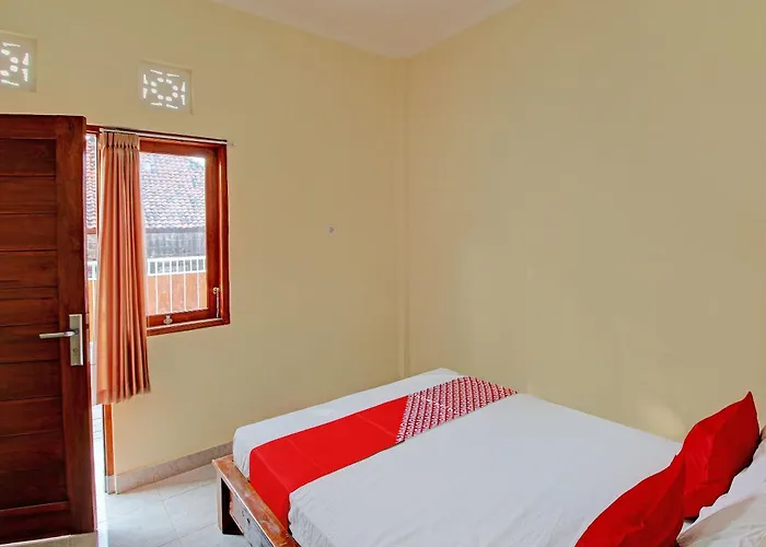 Oyo 92952 Nirmala Hotel