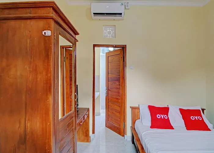 Hotel Oyo 92952 Nirmala Singaraja